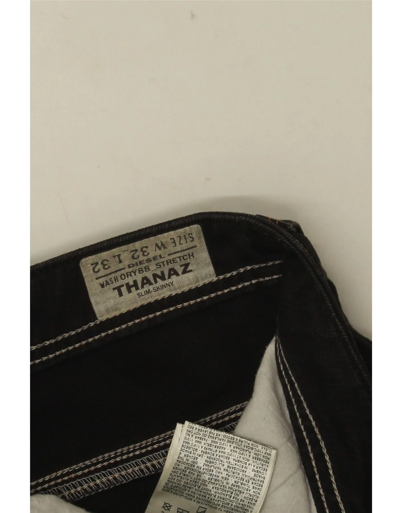 Diesel Mens Thanaz Slim Skinny Denim Shorts W32 Medium Black Cotton - Image 4