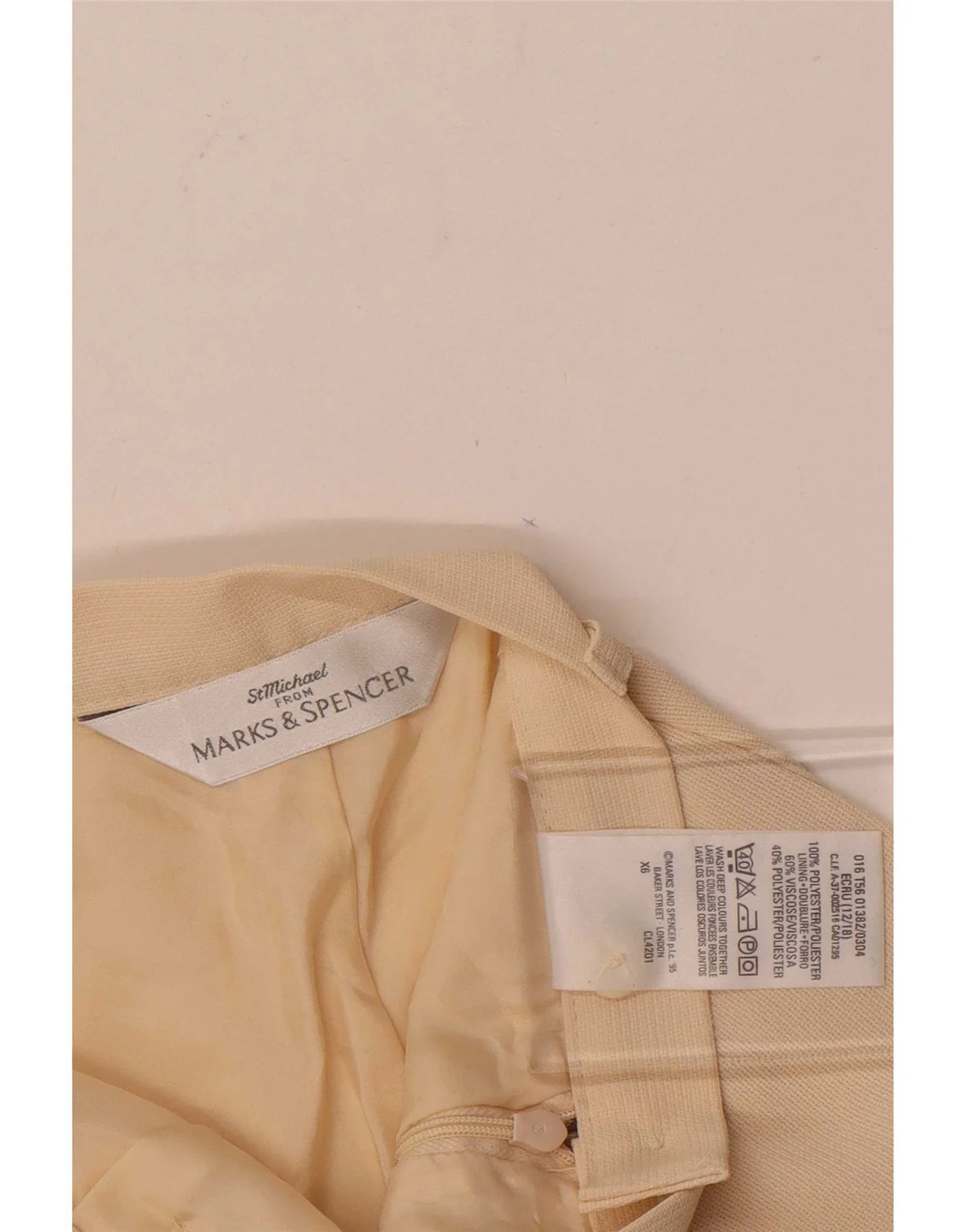 Marks & Spencer Womens High Waist Casual Shorts UK 12 Medium W26 Beige - Image 3