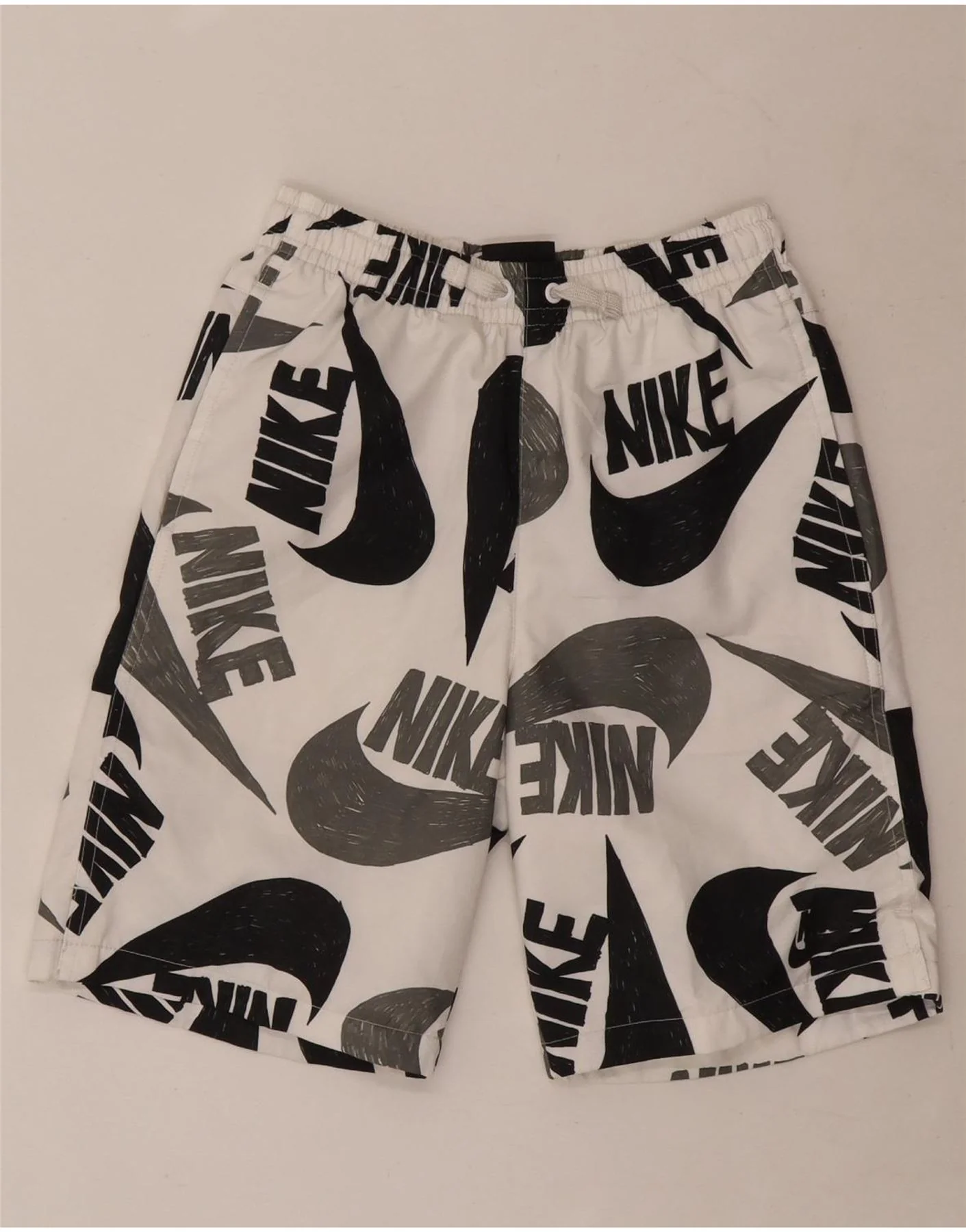 Nike Boys Graphic Sport Shorts 12-13 Years Large White Polyester