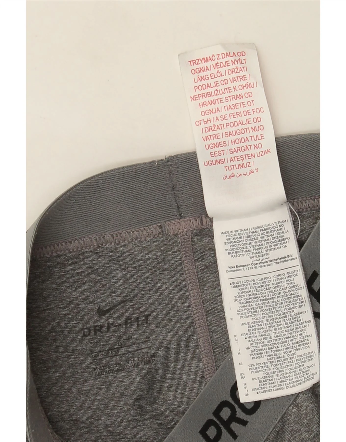 Nike Girls Graphic Leggings 12-13 Years Large Grey Colourblock Polyester - Image 4
