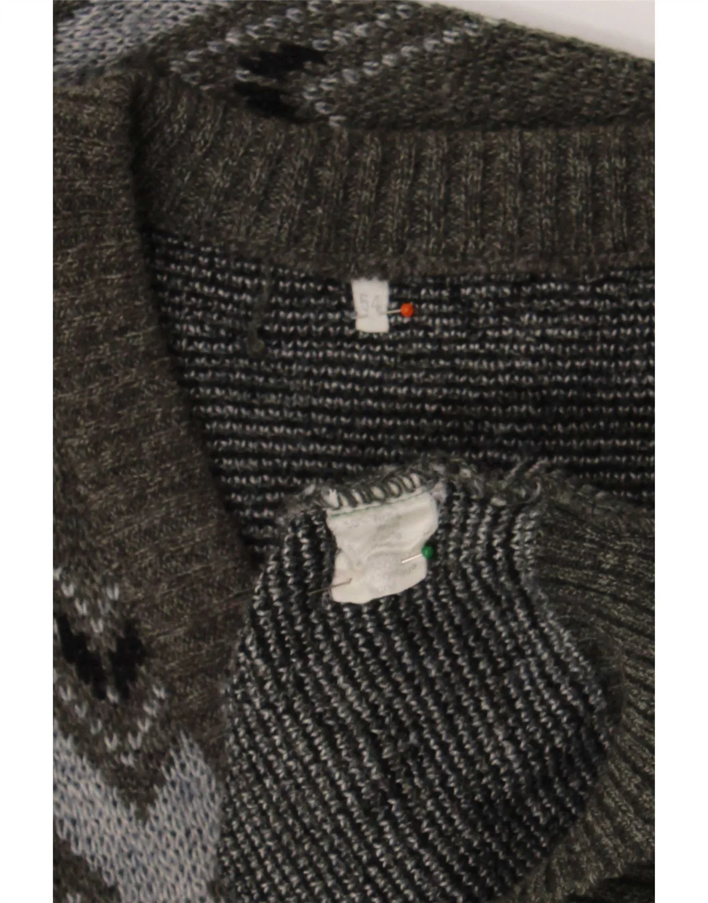 Vintage Mens V-Neck Jumper Sweater IT 54 XL Grey Argyle/Diamond Wool - Image 3