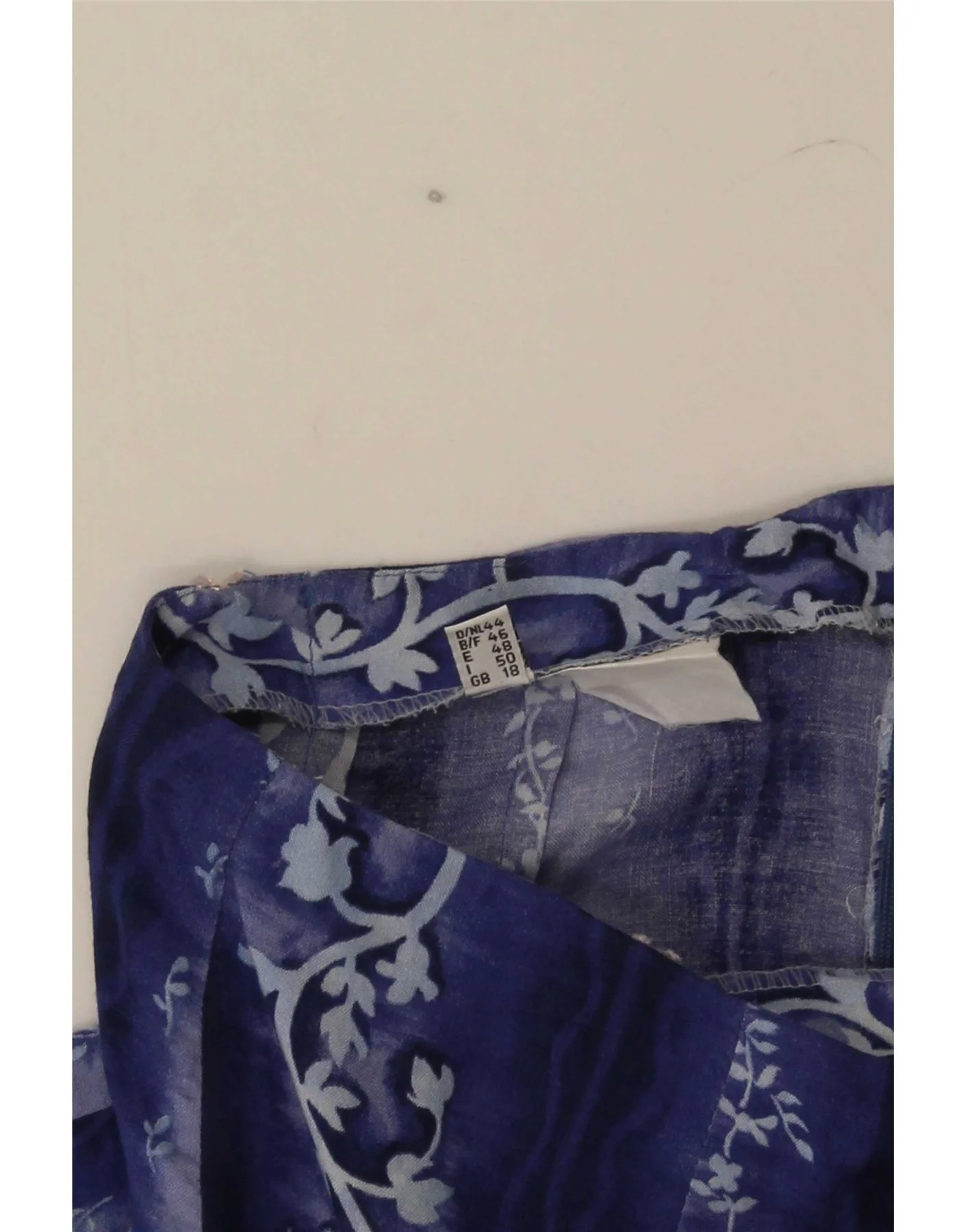 Vintage Womens Wrap Skirt UK 18 XL W30 Blue Floral - Image 3